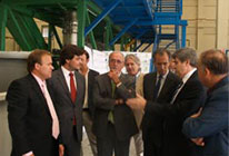 El consejero de Economía de la Comunidad de Madrid ha visitado la planta de reciclaje de Rivamadrid